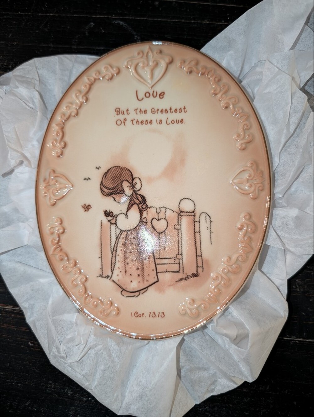 Vintage Precious Moments Love 1 Corinthians 13:13 Wall Plaque